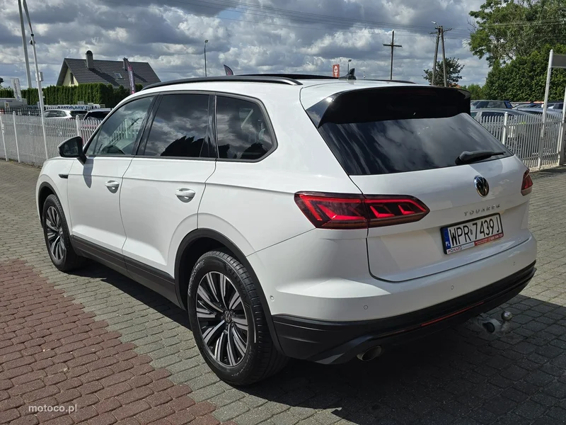 Volkswagen Touareg CR 7