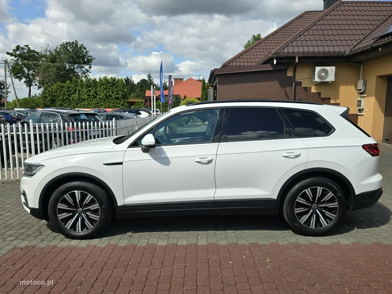 Volkswagen Touareg CR 8