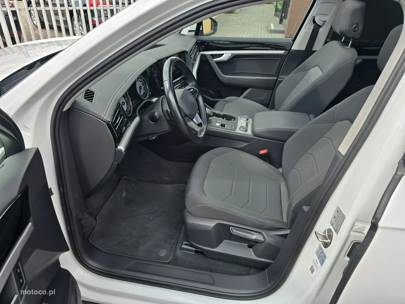 Volkswagen Touareg CR 10