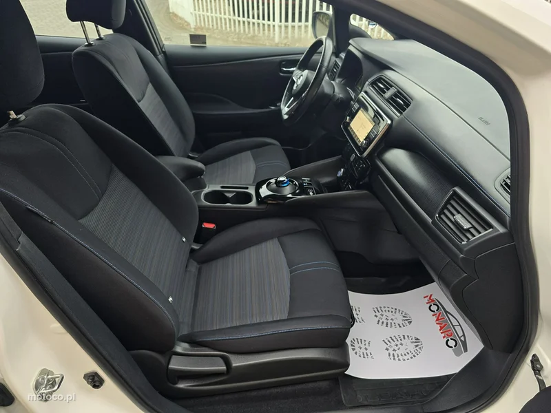 Nissan Leaf 11