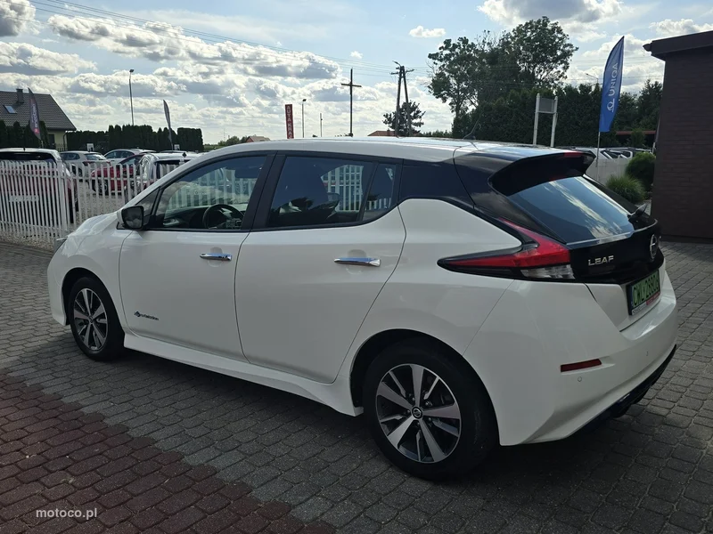 Nissan Leaf 7
