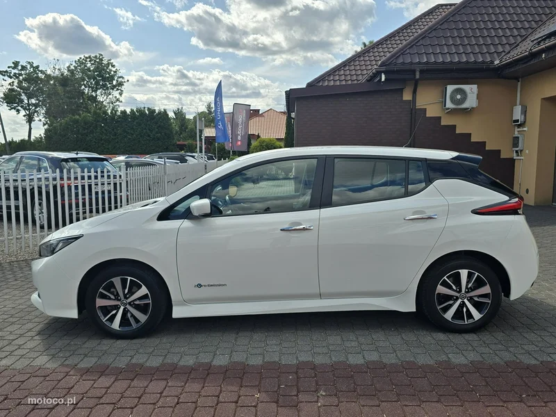 Nissan Leaf 8