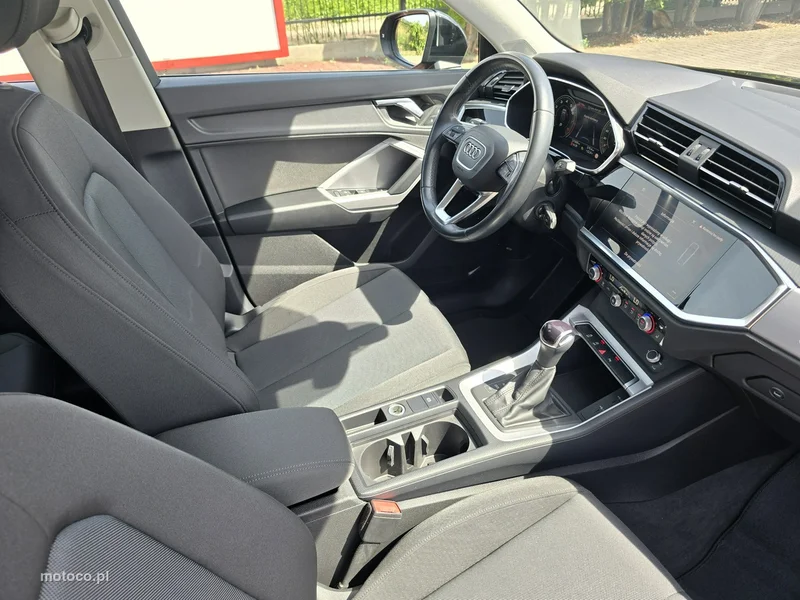 Audi Q3 F3 14