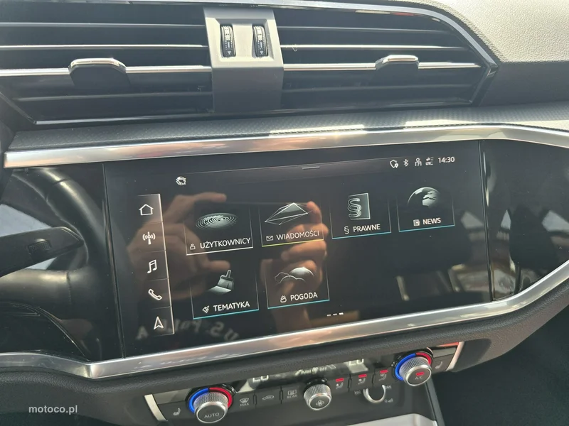 Audi Q3 F3 20