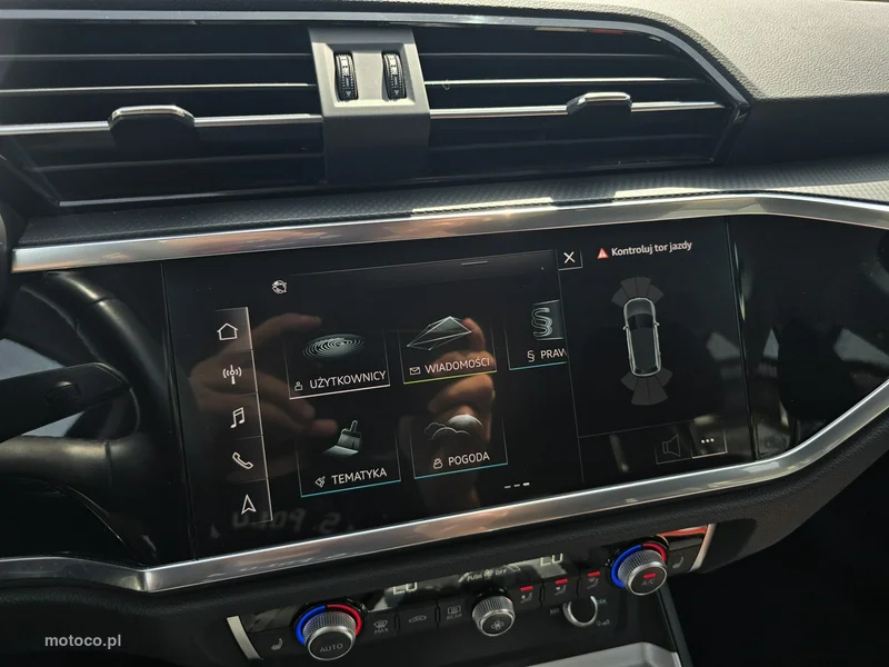 Audi Q3 F3 22