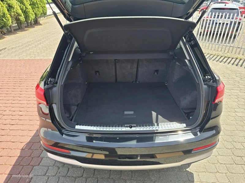 Audi Q3 F3 27