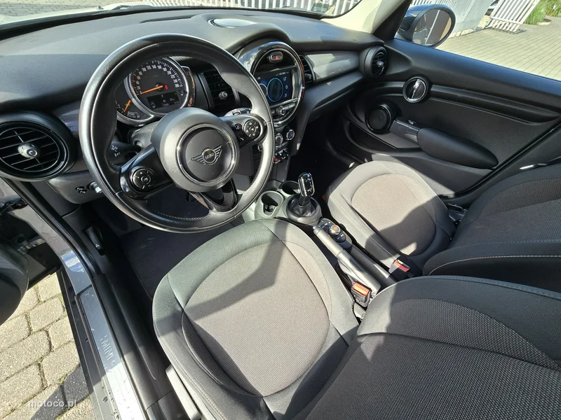 MINI Cooper 12