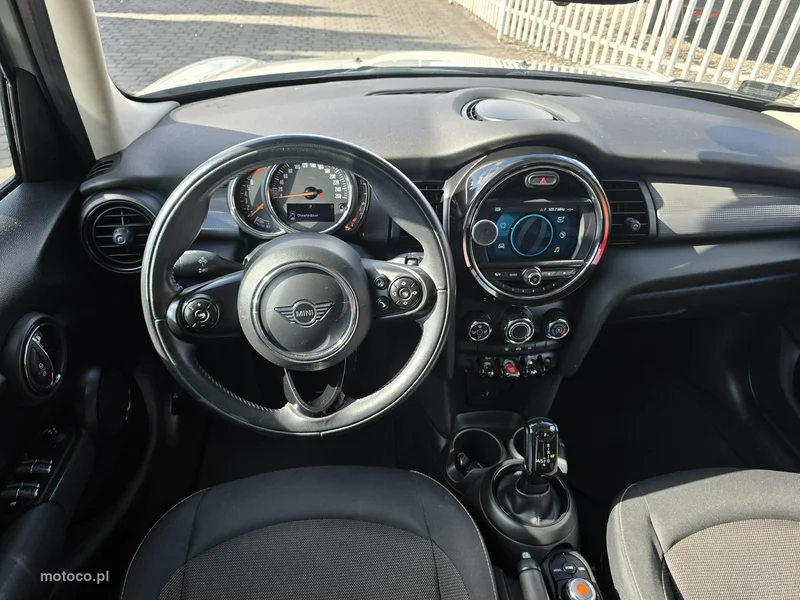 MINI Cooper 10