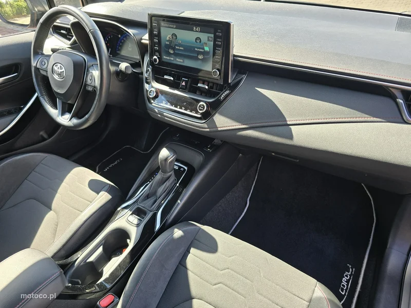 Toyota Corolla E210 17