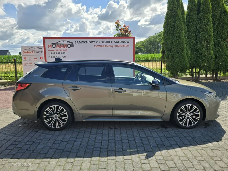 Toyota Corolla E210 4