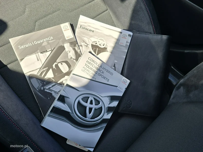 Toyota Corolla E210 36
