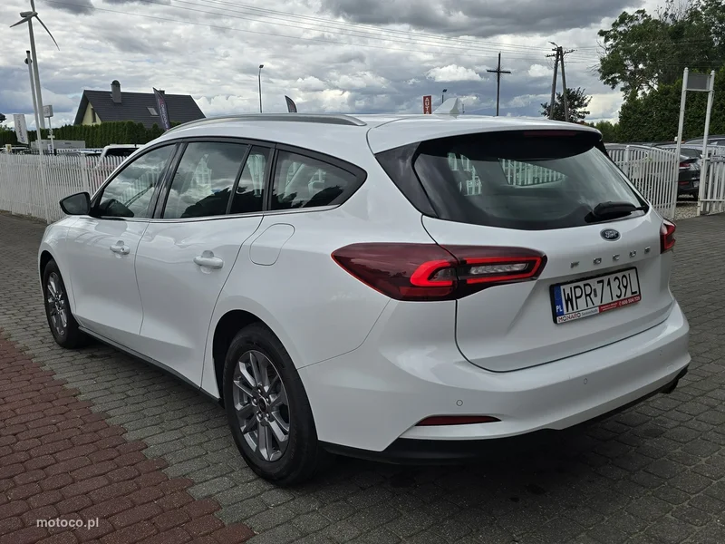 Ford Focus IV 7