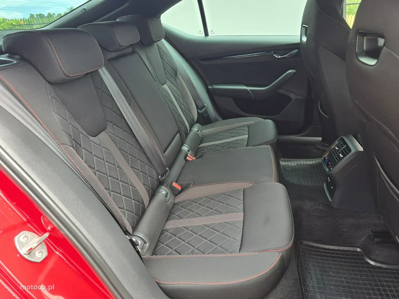 Skoda Octavia IV 16