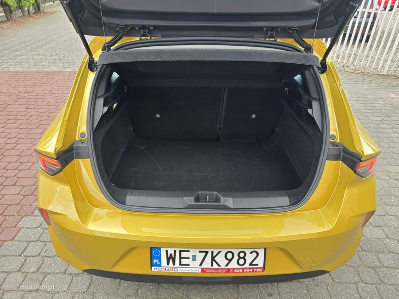 Opel Astra L 28