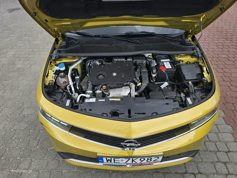 Opel Astra L 29