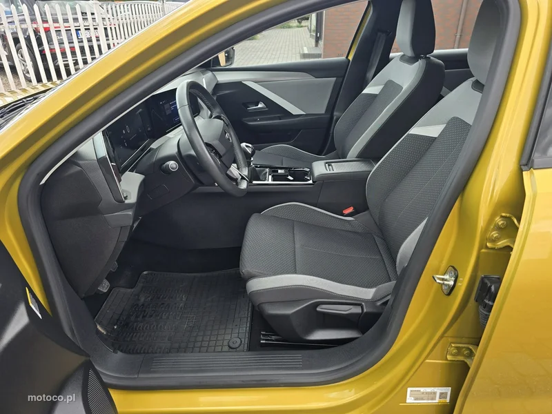 Opel Astra L 10