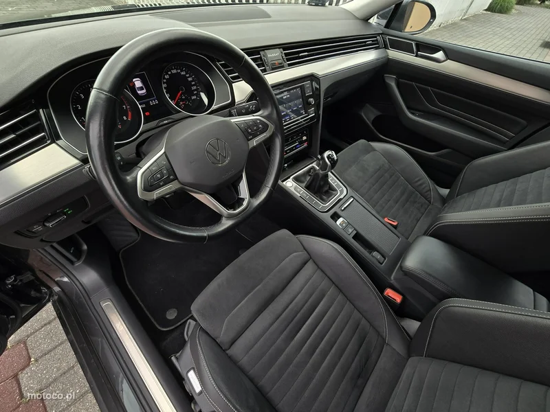 Volkswagen Passat B8 11