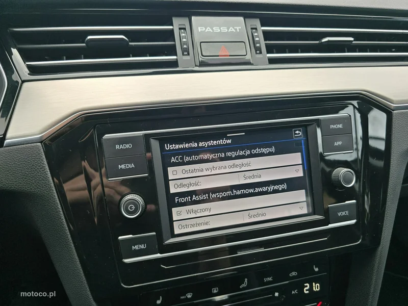 Volkswagen Passat B8 24