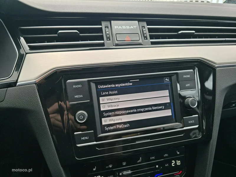 Volkswagen Passat B8 25