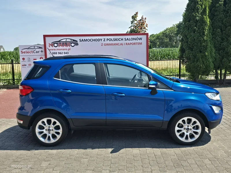 Ford EcoSport 4