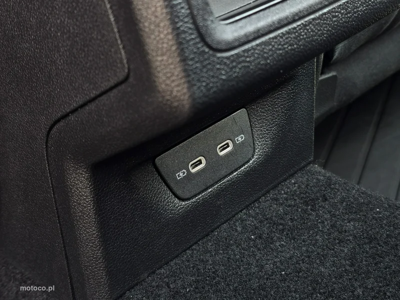 Volkswagen Golf VIII 13