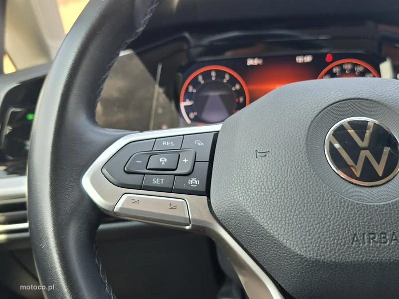Volkswagen Golf VIII 20