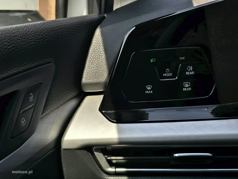 Volkswagen Golf VIII 22