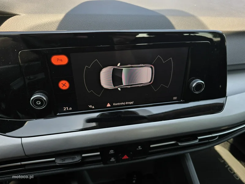 Volkswagen Golf VIII 32