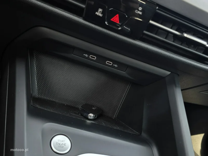 Volkswagen Golf VIII 33