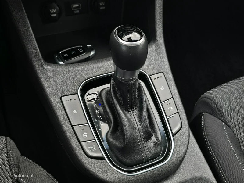 Hyundai i30 25