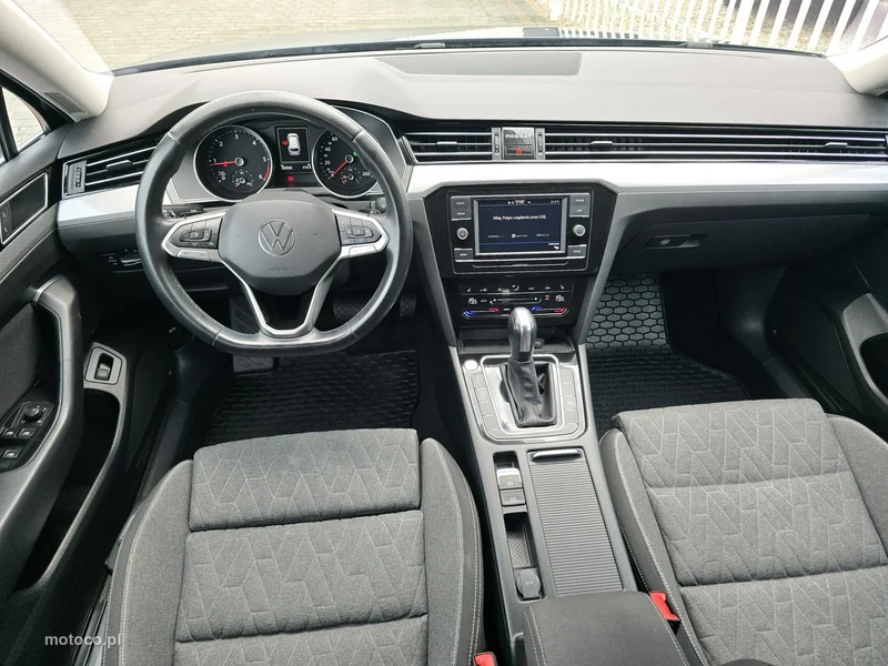 Volkswagen Passat B8 9