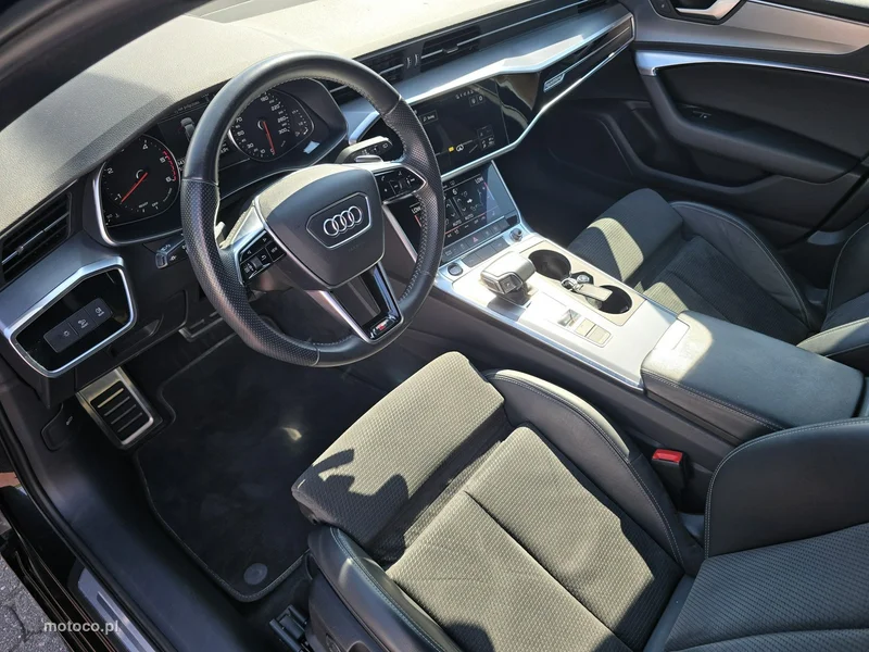Audi A6 C8 12