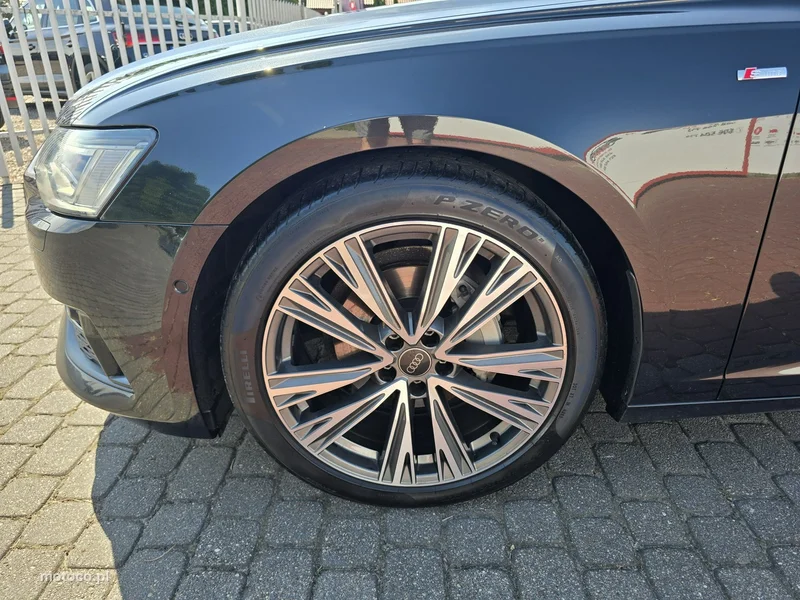 Audi A6 C8 39
