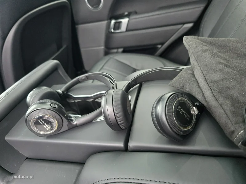 Land Rover Range Rover Sport 16