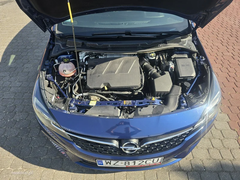 Opel Astra K 32