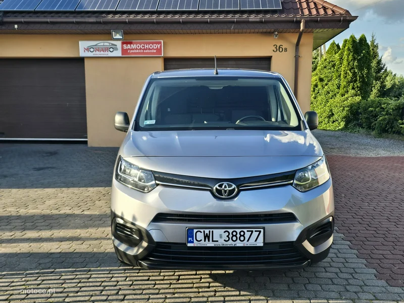 Toyota Proace City 2