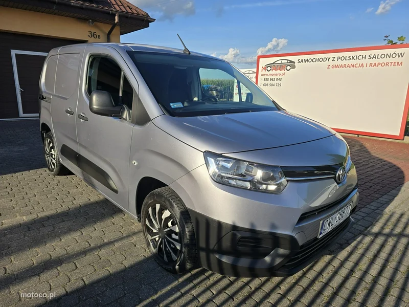 Toyota Proace City 3