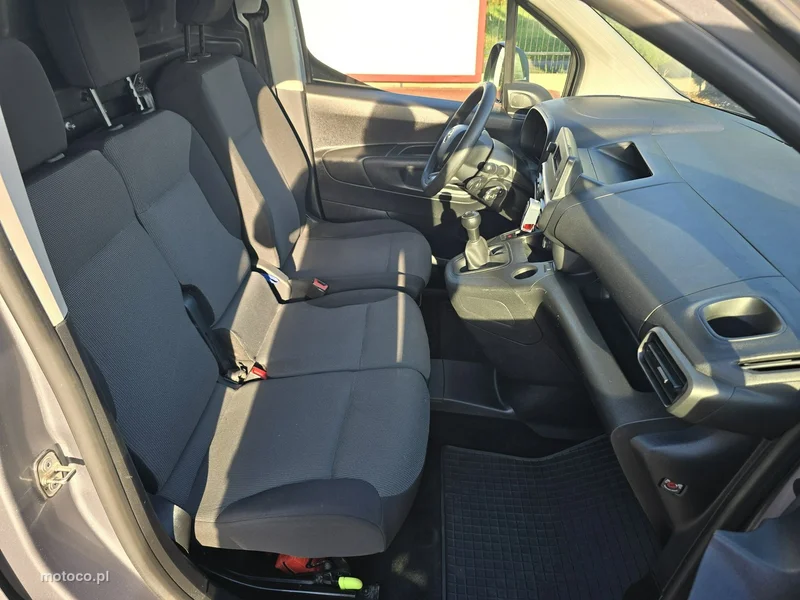Toyota Proace City 10