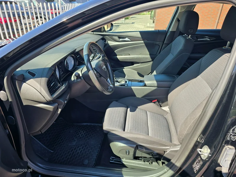Opel Insignia B 10