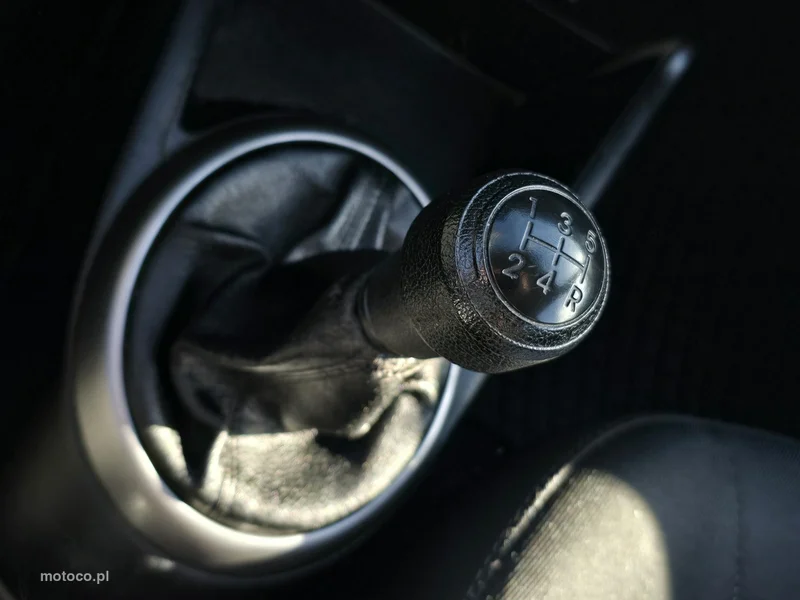 Hyundai i20 15