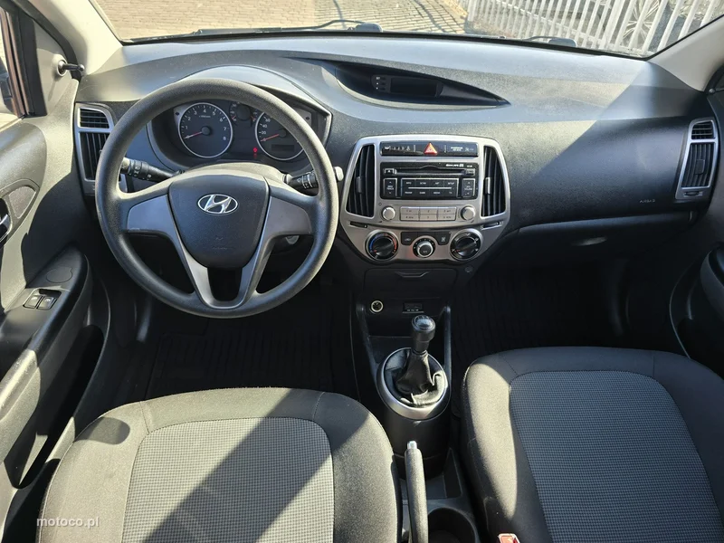 Hyundai i20 6