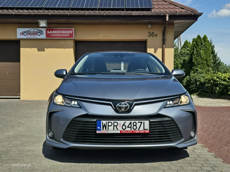 Toyota Corolla E210 2
