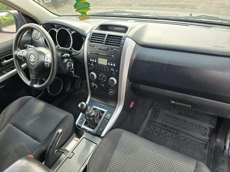 Suzuki Grand Vitara 11