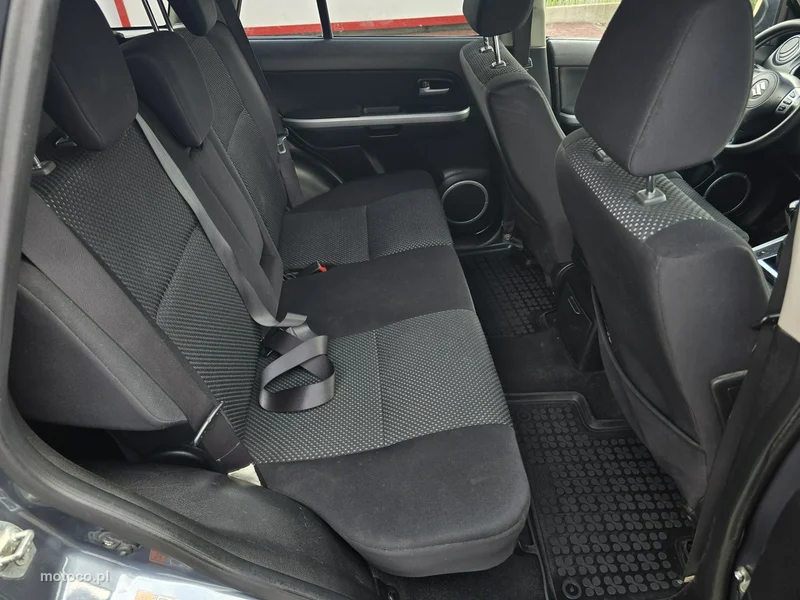 Suzuki Grand Vitara 12