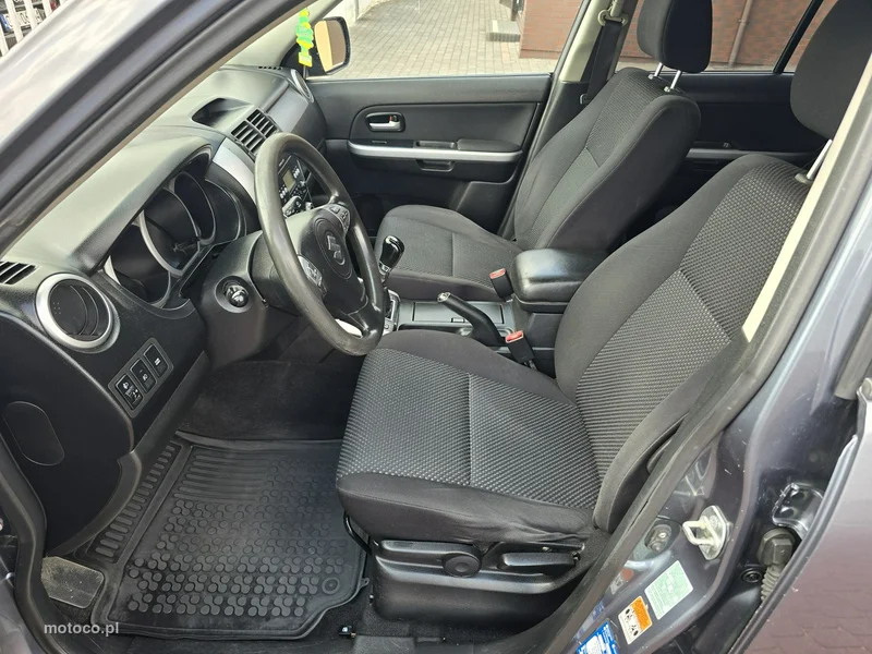 Suzuki Grand Vitara 13