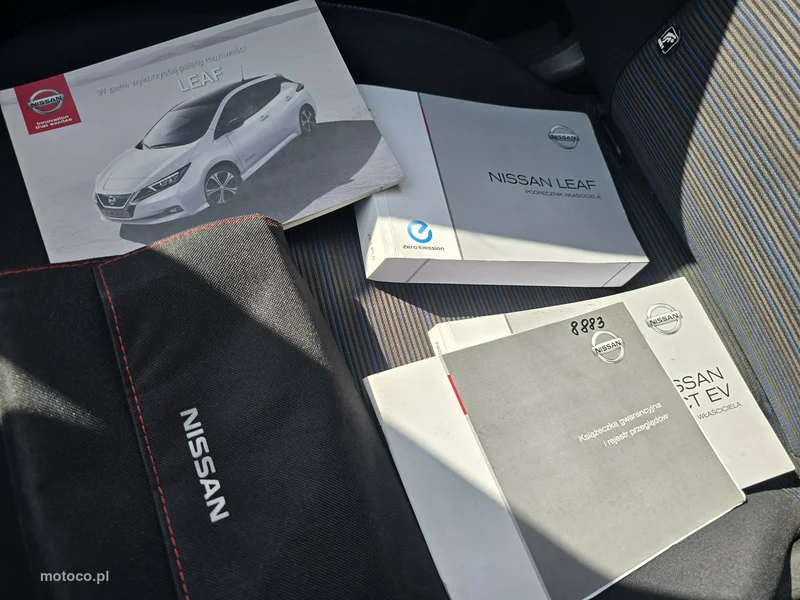 Nissan Leaf 32