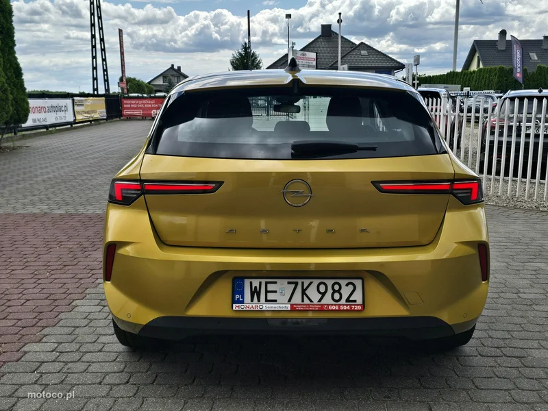 Opel Astra L 7