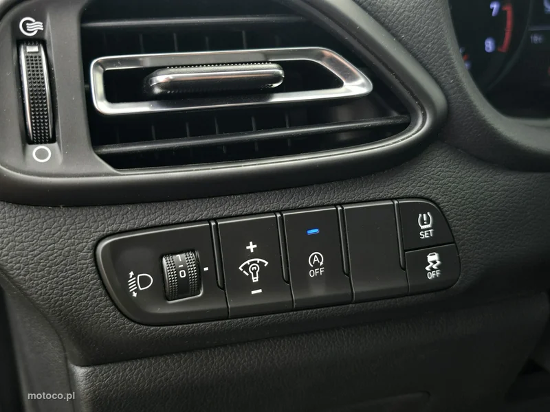 Hyundai i30 28