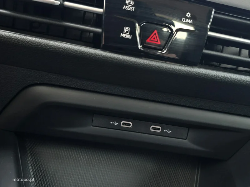 Volkswagen Golf VIII 35