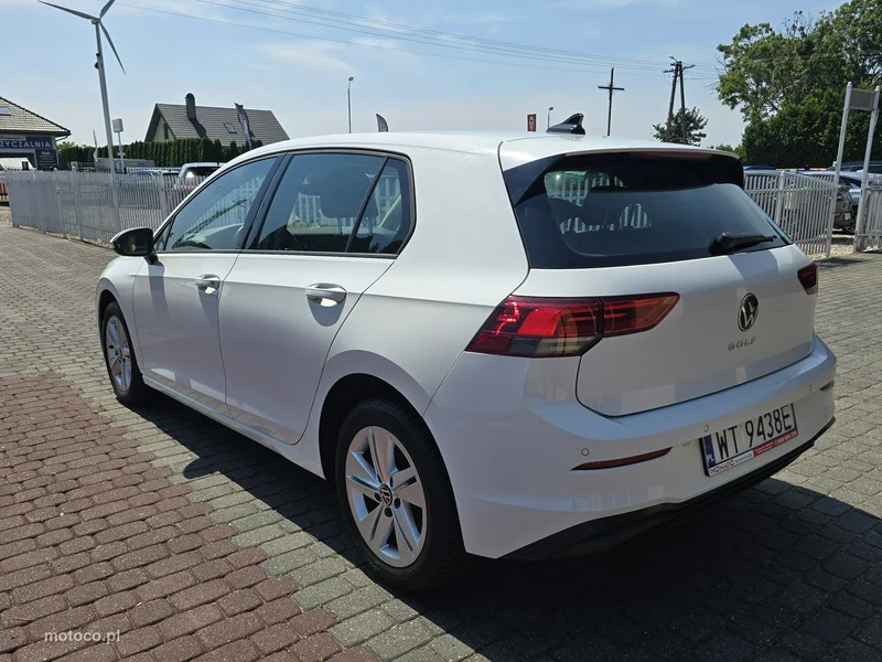 Volkswagen Golf VIII 8